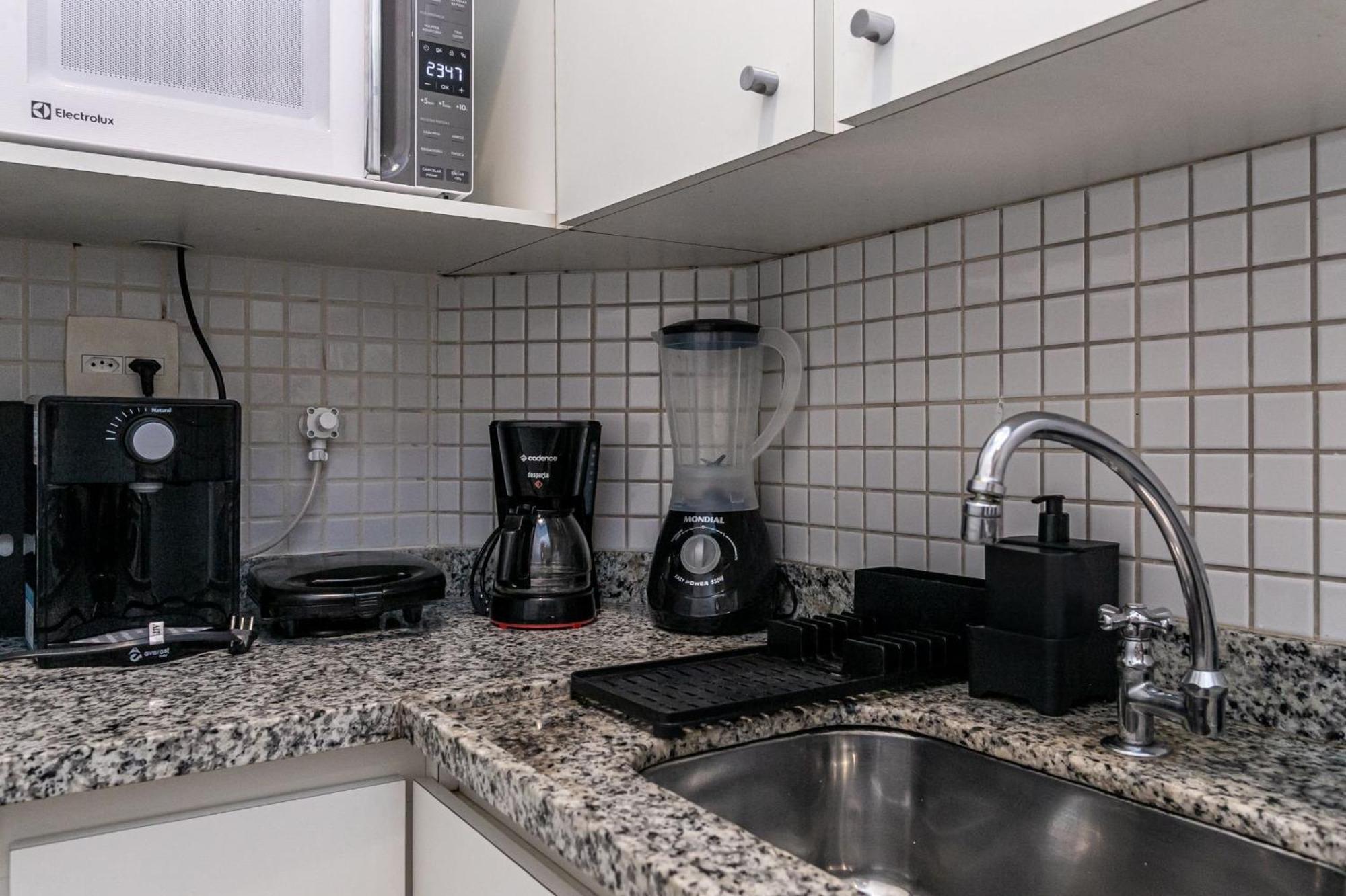 Apartamento Moderno A 300 M Da Do Leblon *